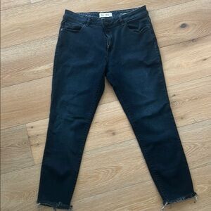 DL1961 Blue Crop Skinny Jeans with Frayed Hem( Florence)